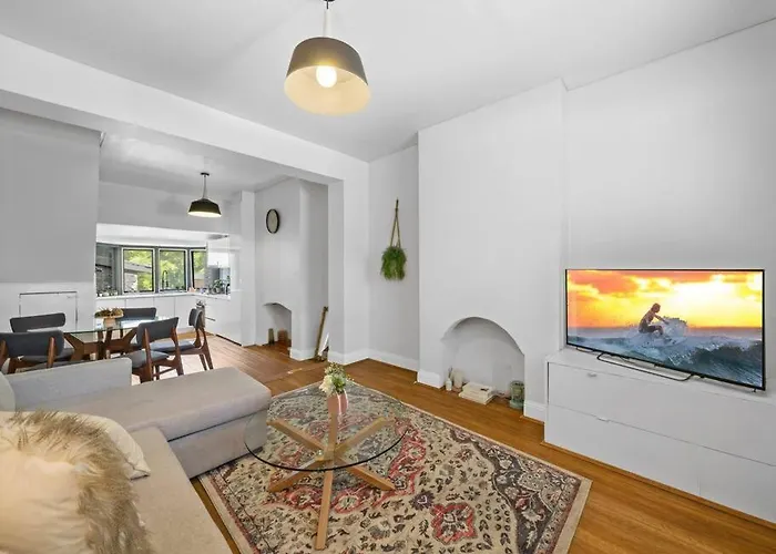 Cozy 2Br Plus 1 Loft & Darling Harbour & Fish Market &Casino-7 Mins Walk
