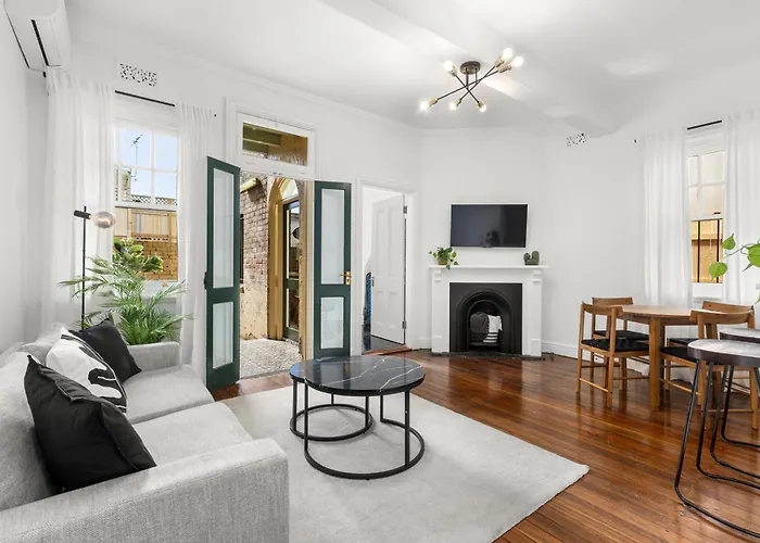 Perfect 2Br Harbour View Apartment
