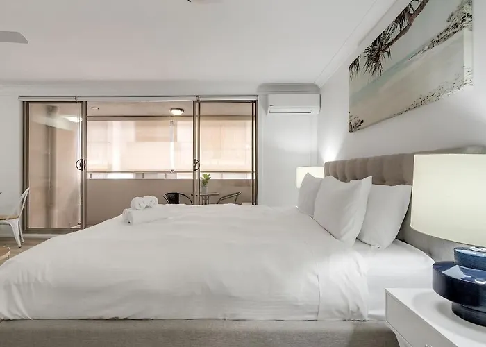Modern Coastal City Escape In Manly