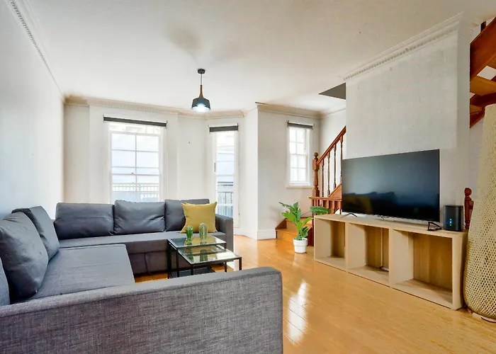 2 Bedroom House At The Centre Of Pyrmont