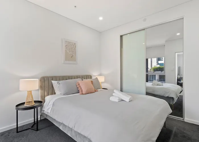 02P Bright 2Bedroom Abnb Style Apt Nr Westfield With Free Parking