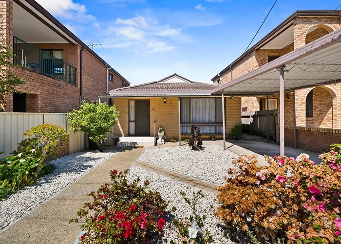 4 Bedroom Cozy House 20Mins City 15Mins Airport
