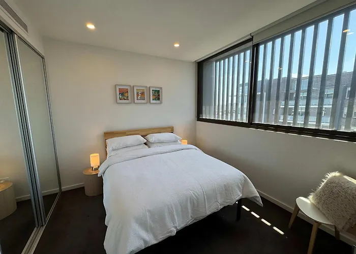 Chic Apartment Gladesville