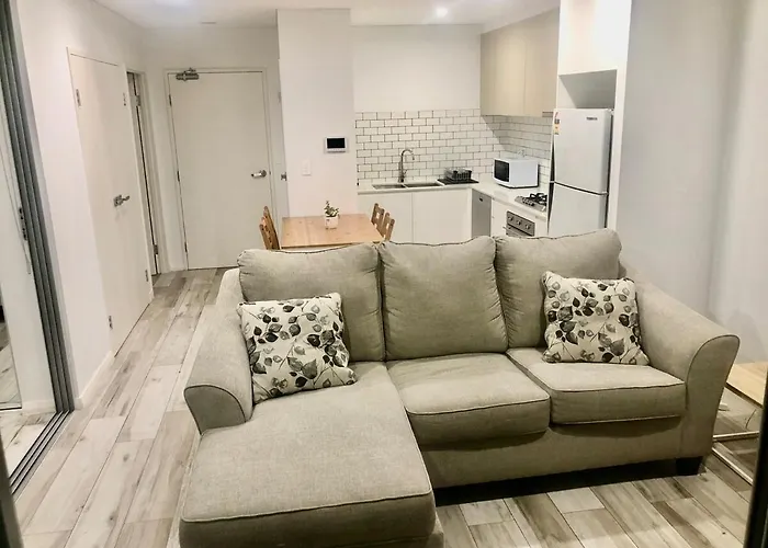 One Bedroom Oasis In Strathfield
