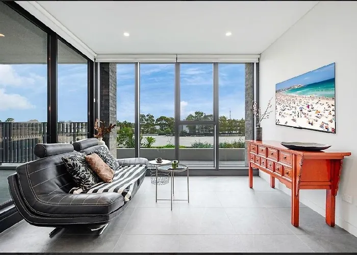 Elegant Art Deco Apartment World Class Building