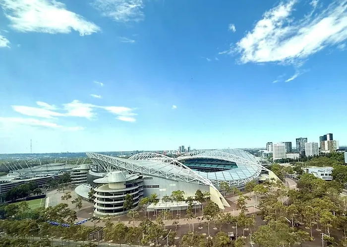 Olympic Park Gem 2 Bedroom Condo -Pool Gym Parking