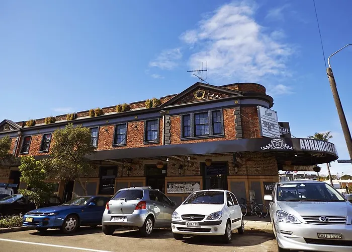 Annandale Hotel