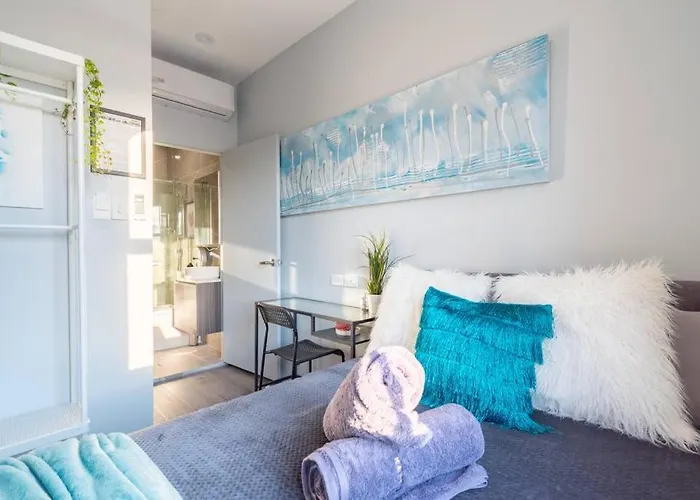 Elegant Double Ensuite Room - Ac - 1Min To Central - Closely Located To Almost Sydney Must Seen Spots