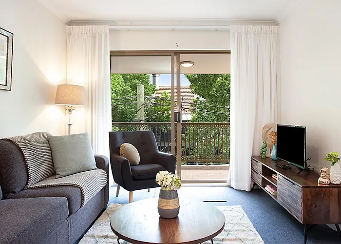 Comfy 2-Bed Apartment With Gym And Pool
