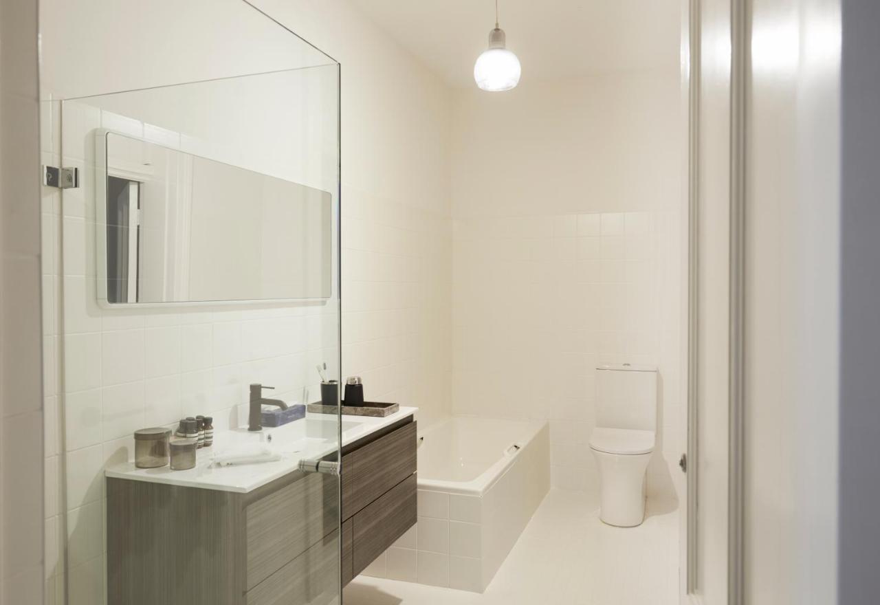 Three Apartment *