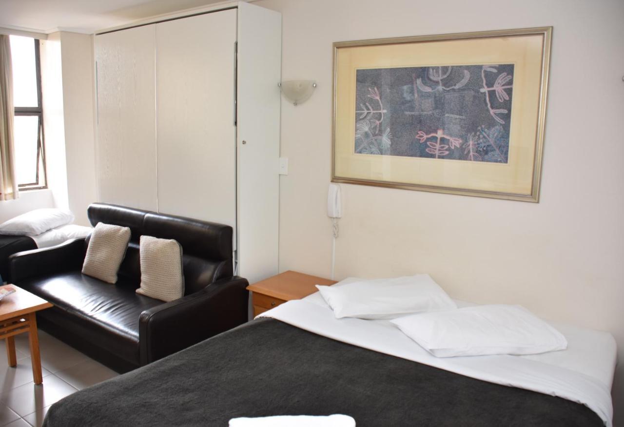 Apartamento - Hyde Park Plaza 38 College St
