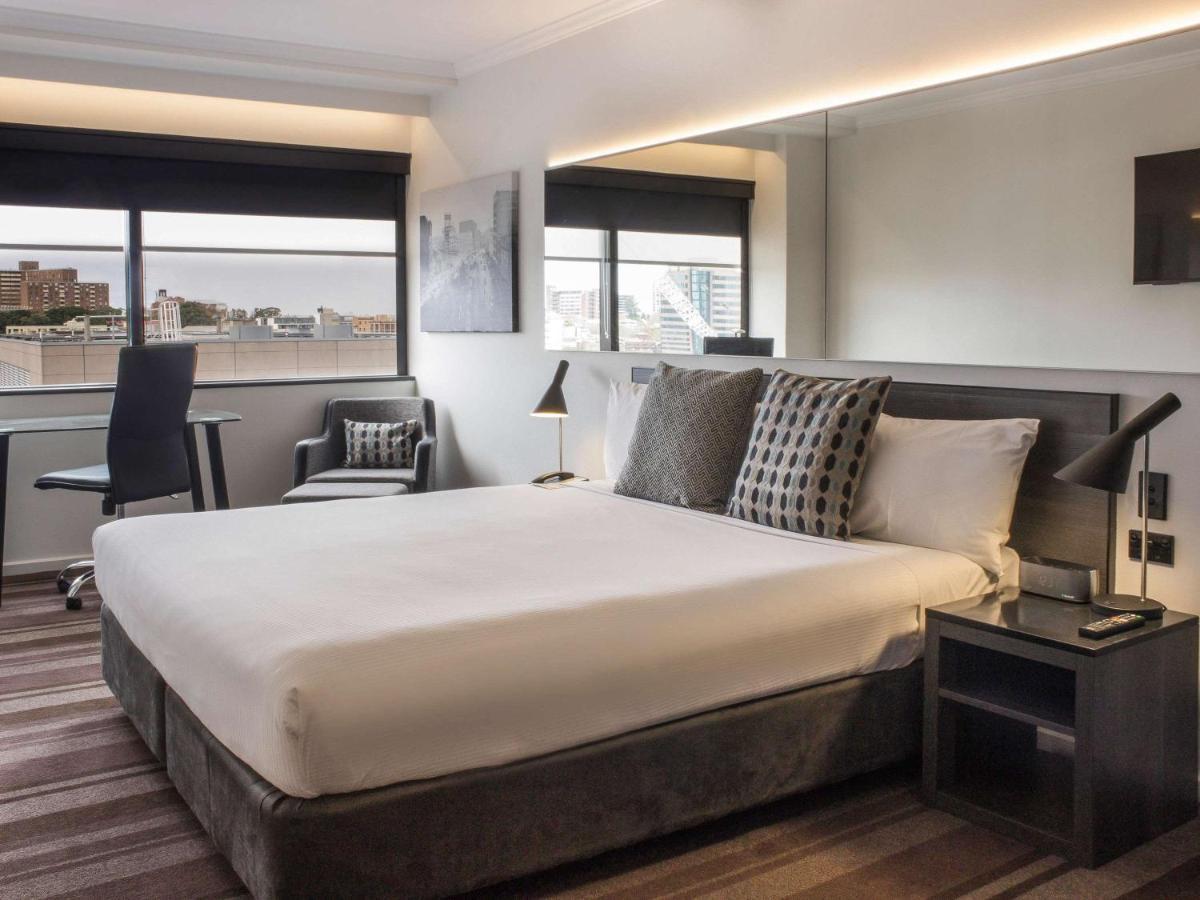 Mercure Sidney