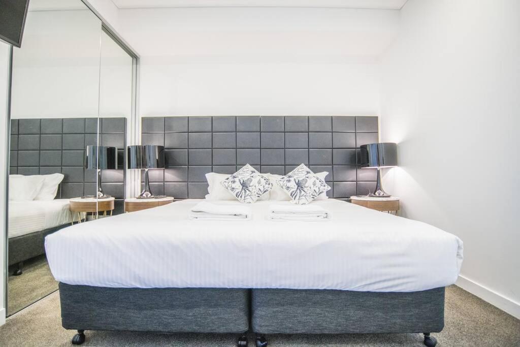 Train Station Access! 1bed1bath At Chatswood