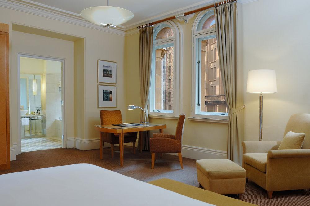 The Fullerton 5*