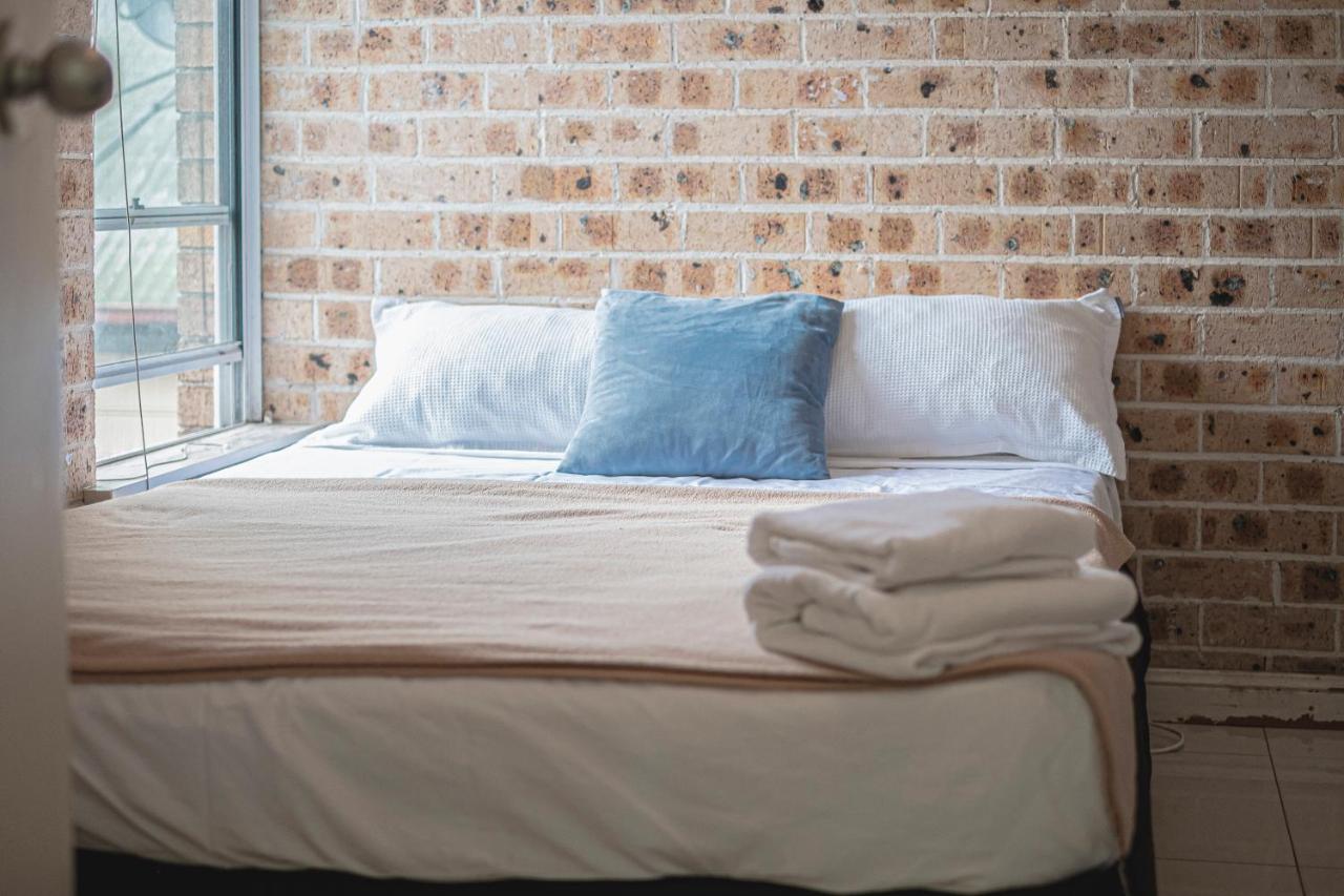 Manly Beach Hostel *