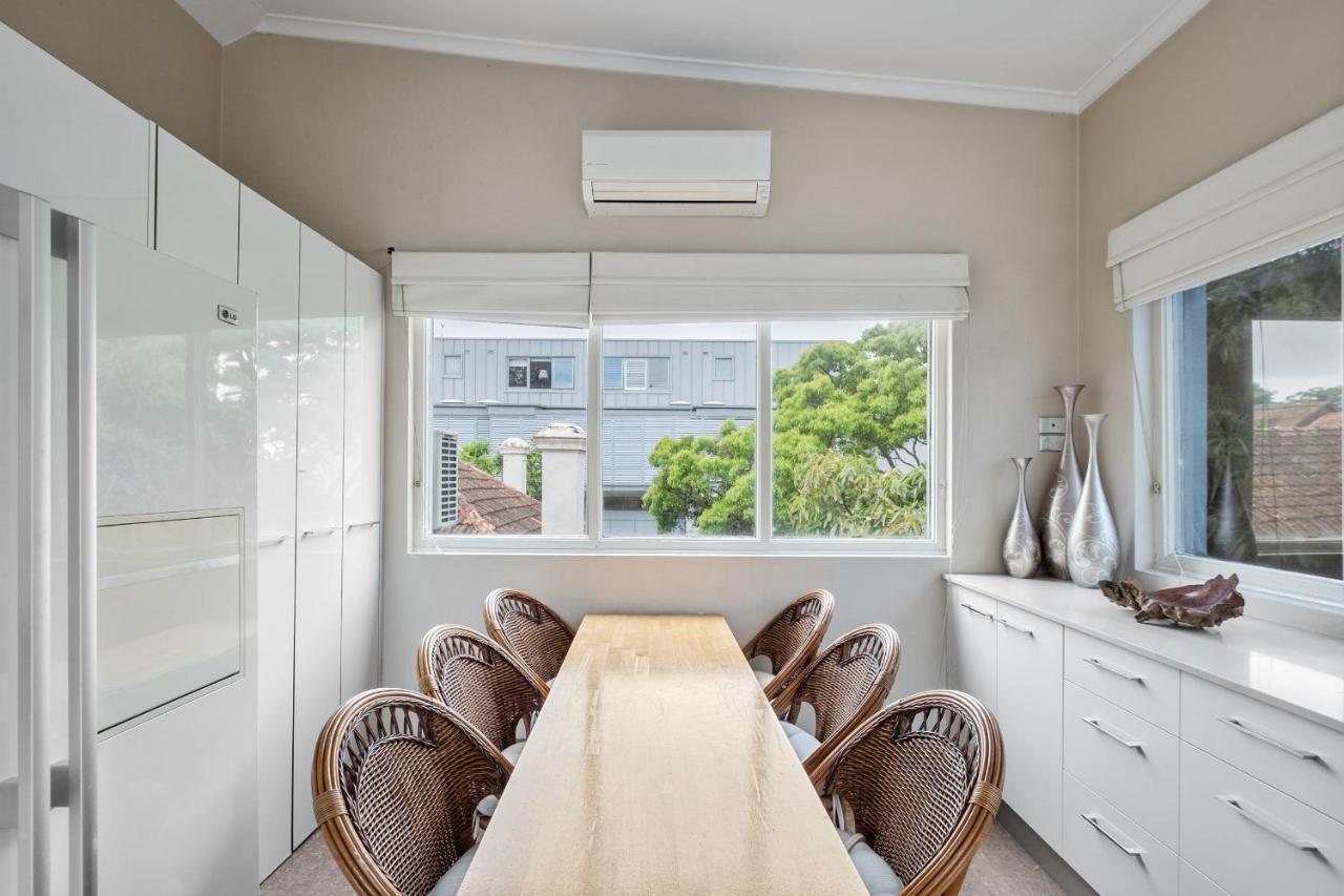 Mesmerising 3 Bedroom - Cinema & Bath Holiday home