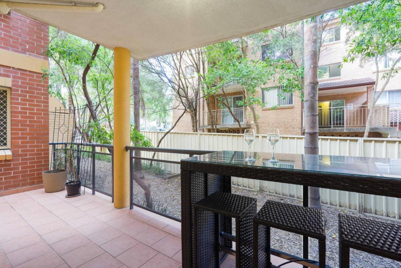 Urban Escape - Strathfield Apartment
