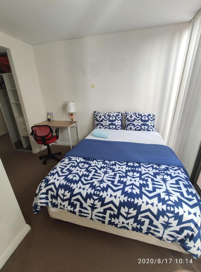 Mascot Clean Bedroom Homestay