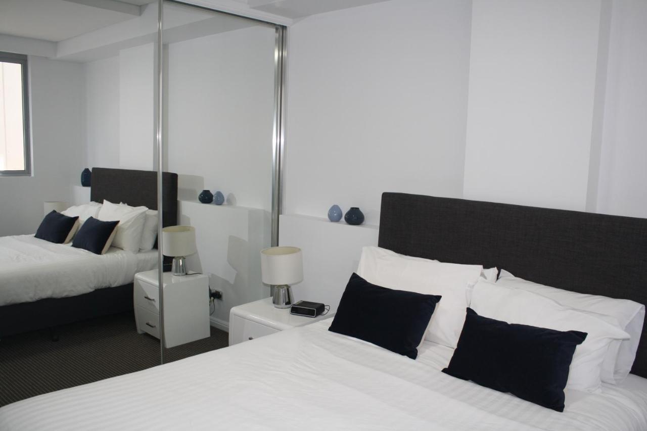 Apartment North Wyndel Apartments-mil1005 Sydney