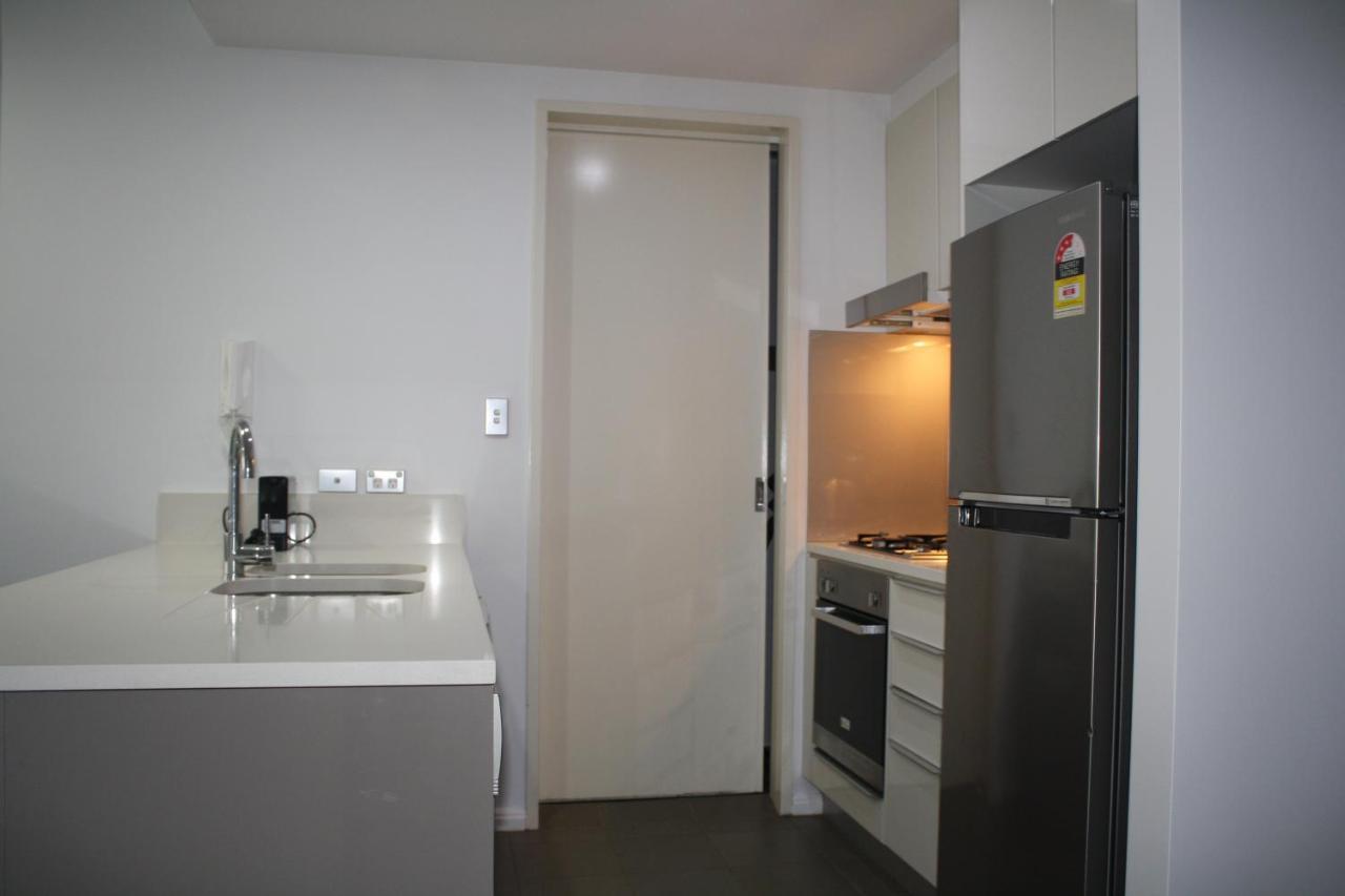 North Wyndel Apartments-mil1005 * Sydney