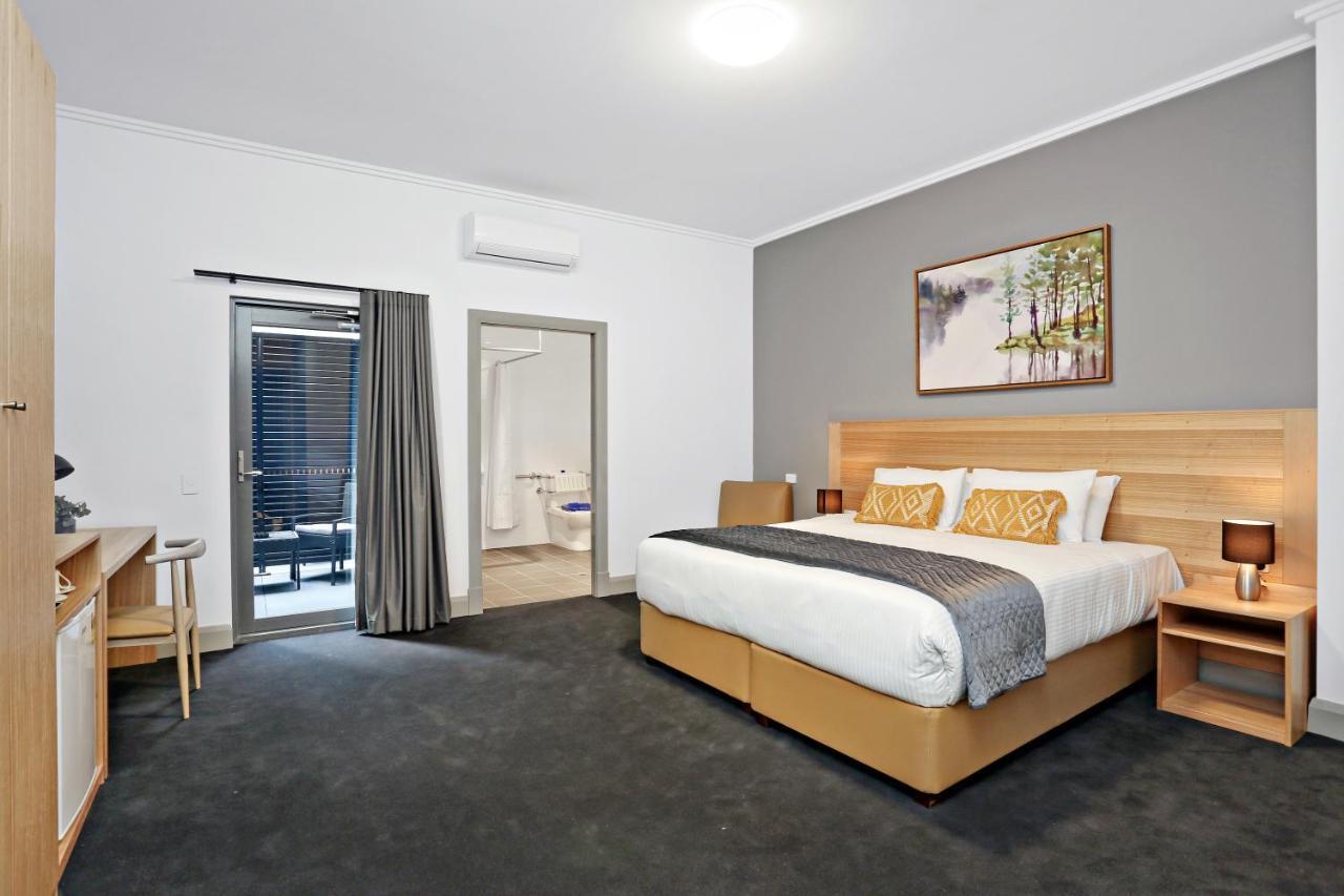 Meridian Hurstville Hotel 2*