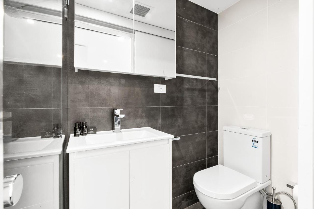 Seranin Lane Cove * Sydney