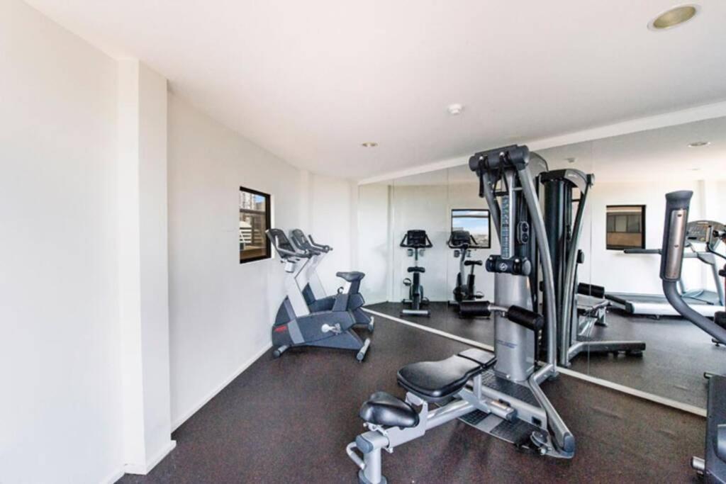 Hyde Park Plaza Park View 2 Bedroom Pet Friendly Apartamento