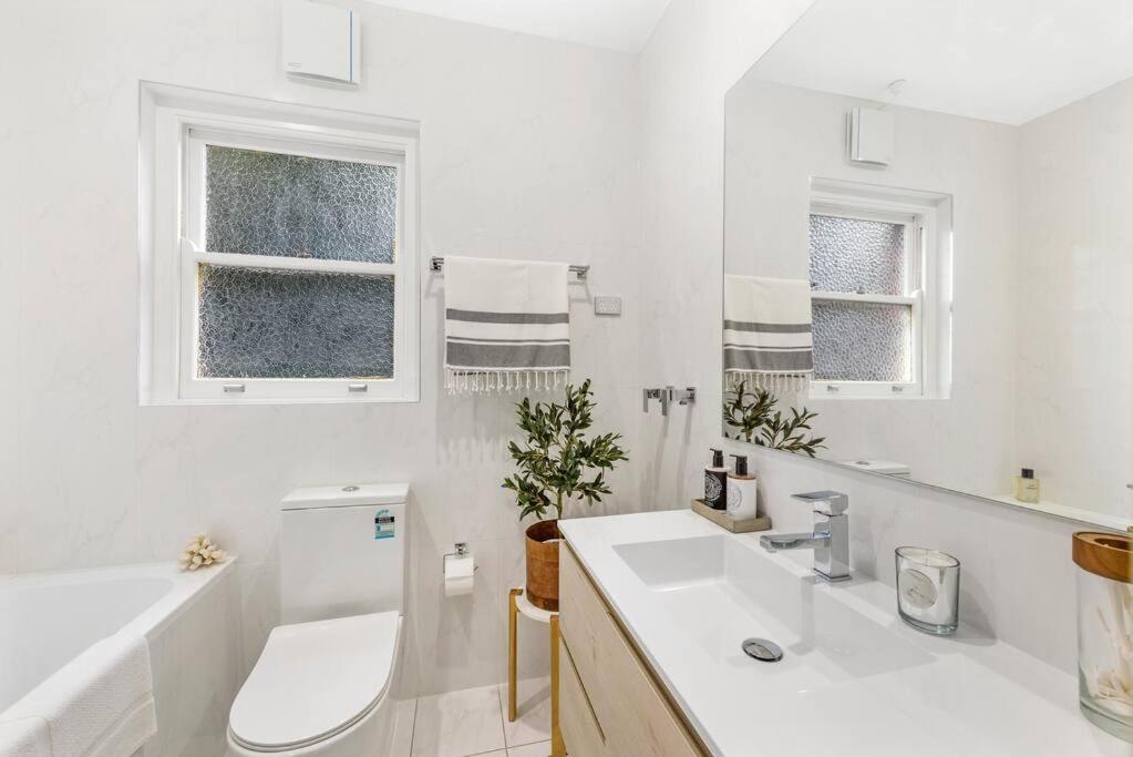 Stylish Bondi Beachside Abode Apartment