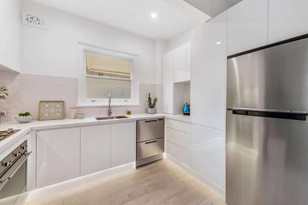 Apartment Stylish Bondi Beachside Abode Sydney