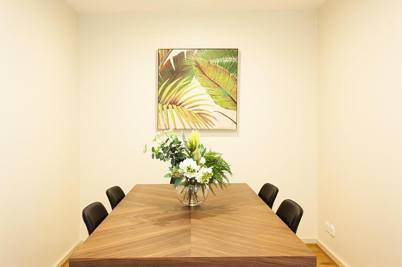 Kula Crows Nest - Close To Shops, Royal North Shore Hospital & Mater Hospital Apartment Sydney