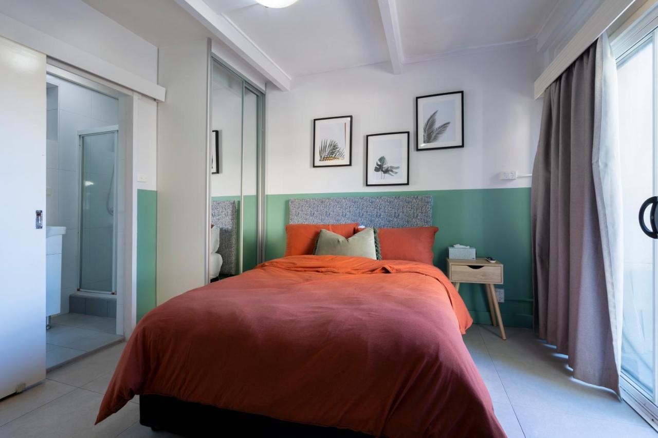 Manly Waves & Aparthotel