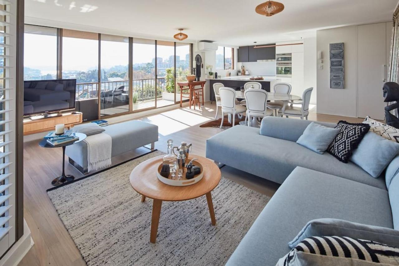 Inner Harbour Views With Parking Apartment Sydney