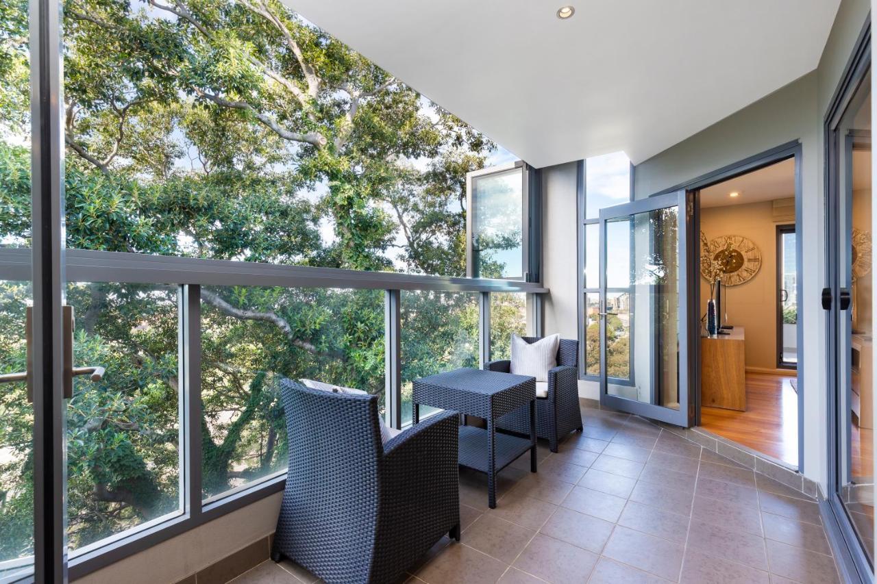 2 Bdrm North With Stunning Harbour Views - 16wal * Sydney