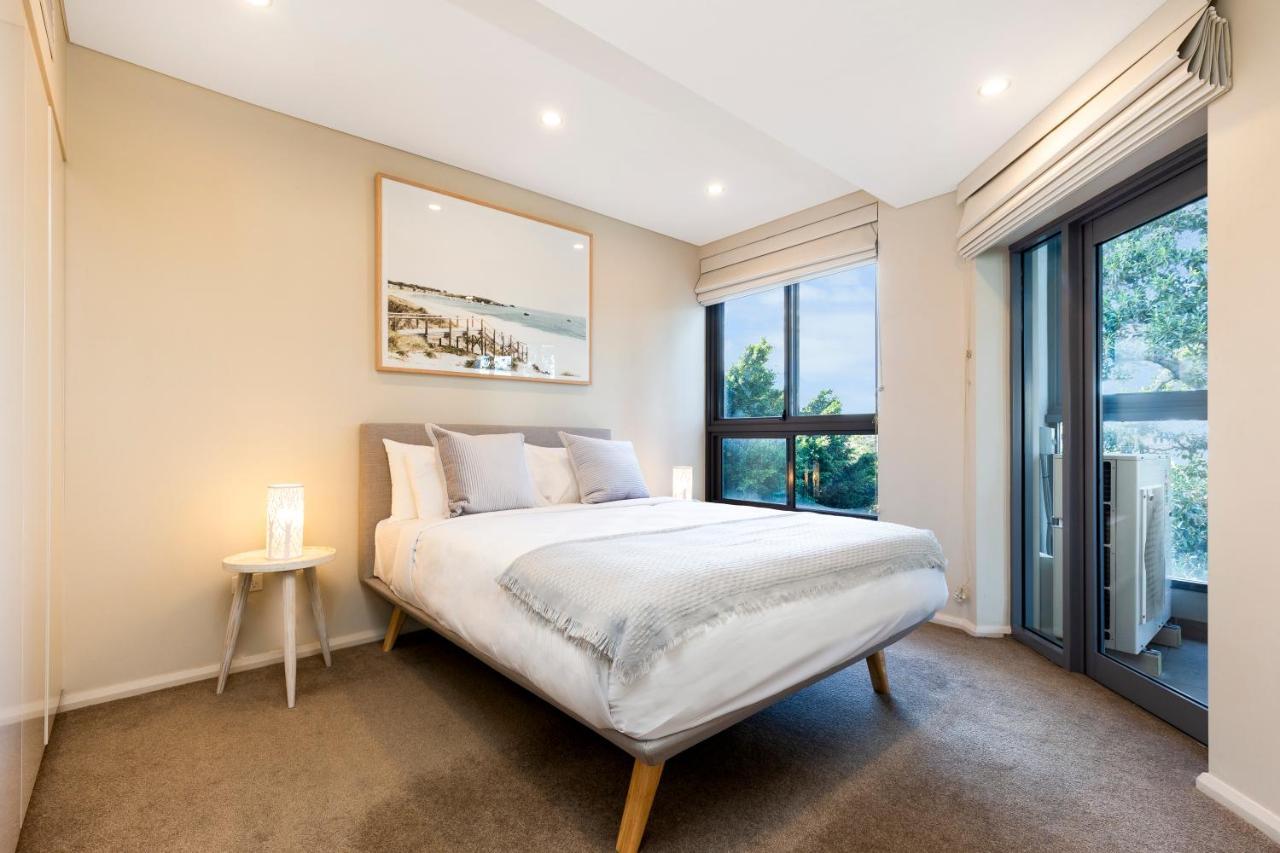2 Bdrm North With Stunning Harbour Views - 16wal Apartment