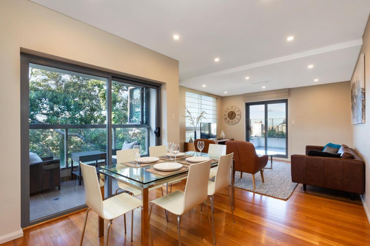 2 Bdrm North With Stunning Harbour Views - 16wal * Sydney