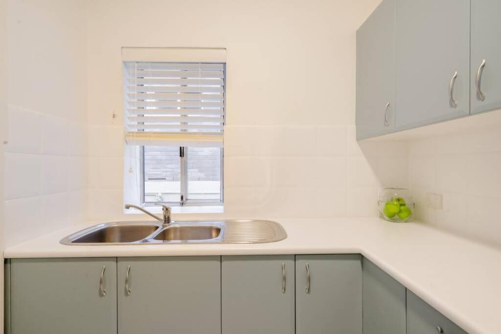 Apartment North Bondi Unbeatable Location *
