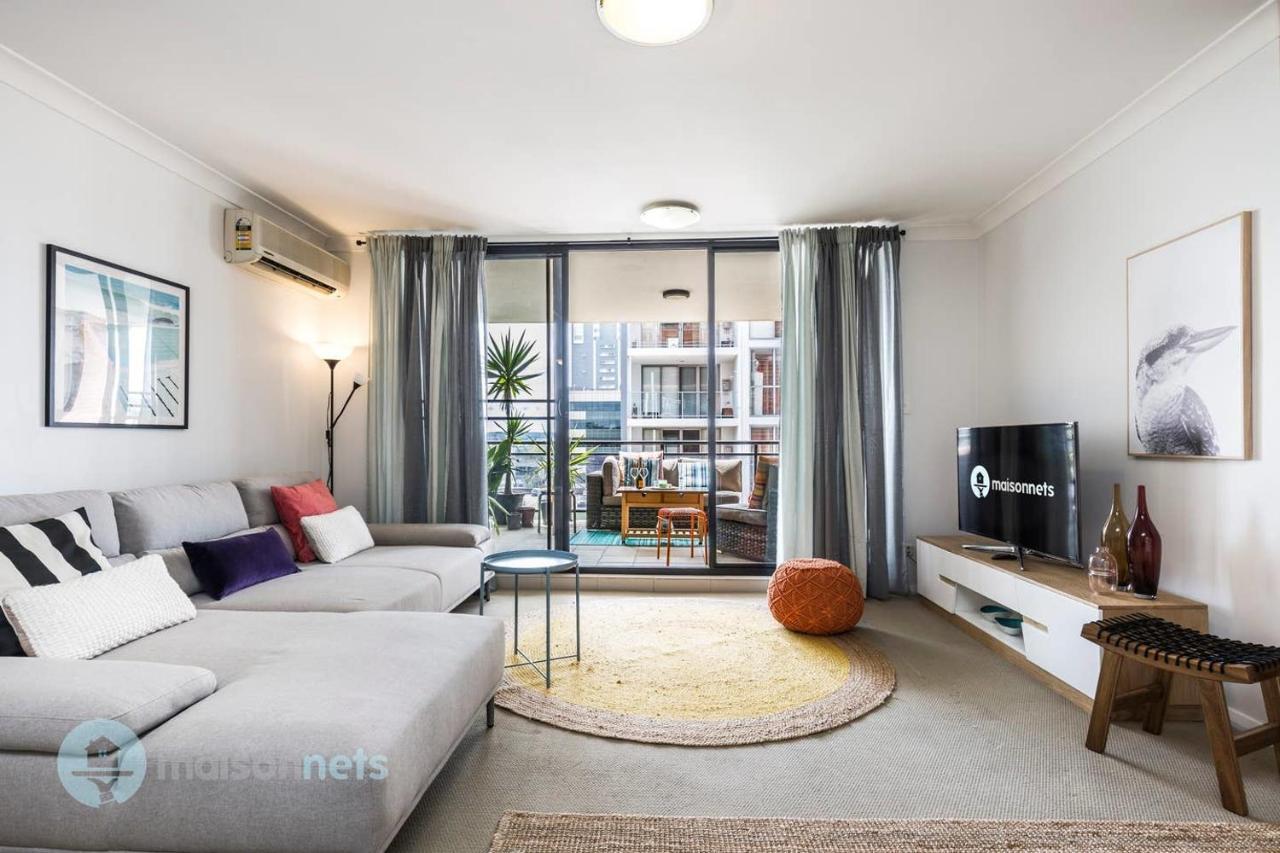 Apartment 2 Bedroom 2 Bathroom Apt With Balcony And Parking