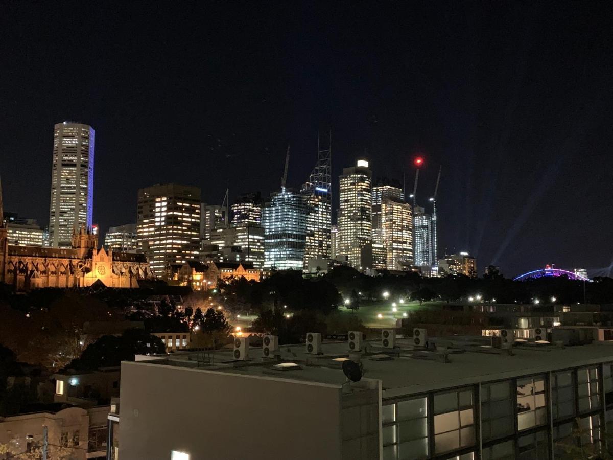 Inner Harbour Views With Parking Apartment *