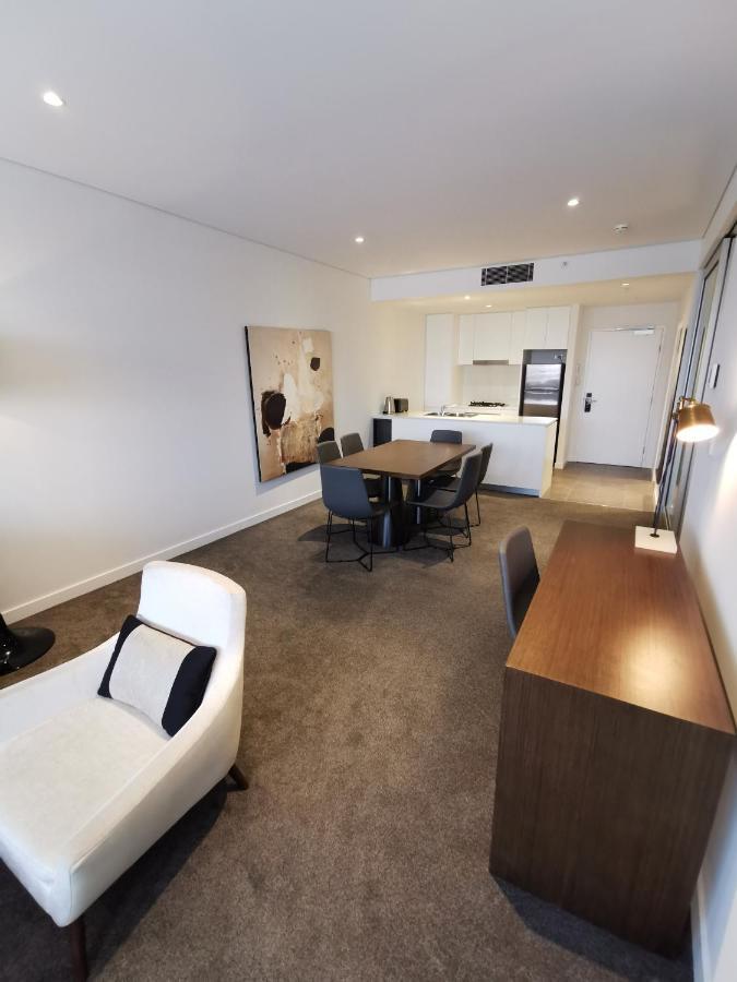 S1 Luxury Chatswood Apartment