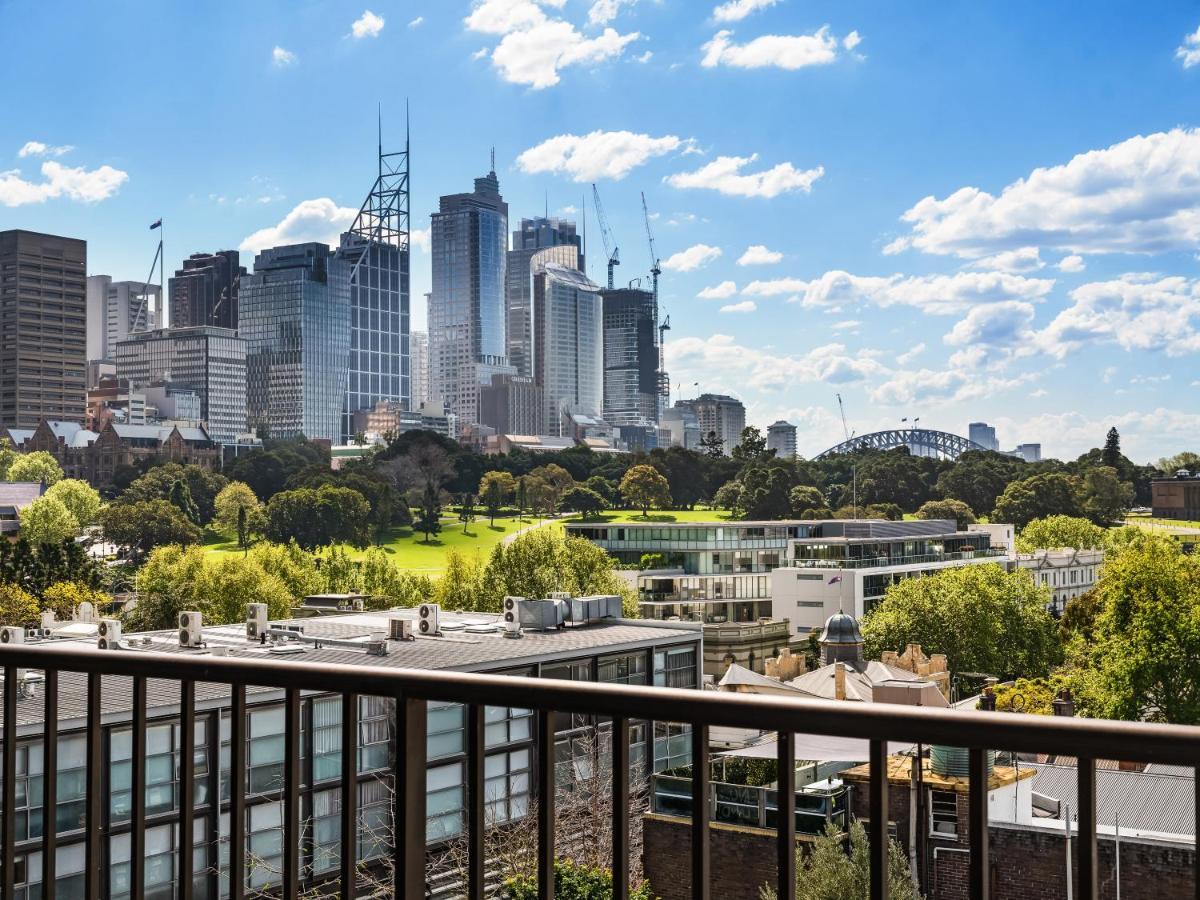 Inner Harbour Views With Parking * Sydney