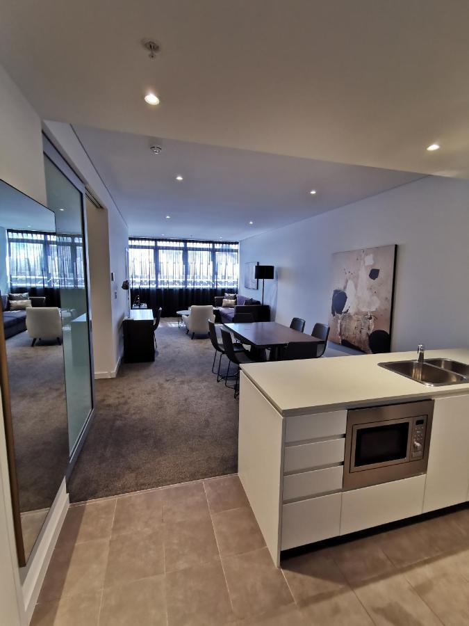 S1 Luxury Chatswood Apartment *