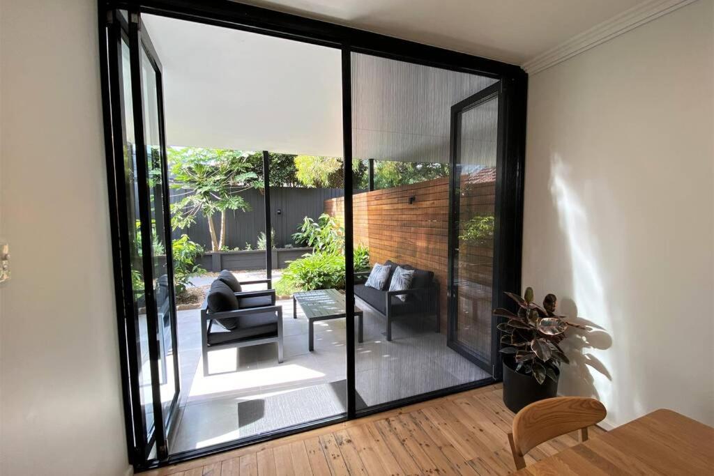 The Mitchell Bondi Garden 4 *