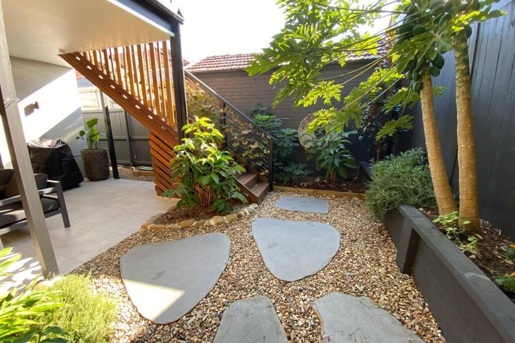 The Mitchell Bondi Garden 4 * Sydney