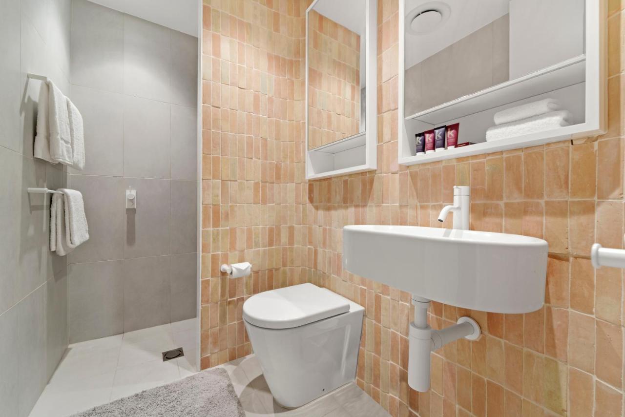 Premium Bondi 2 Bedroom With View And Parking Apartment *