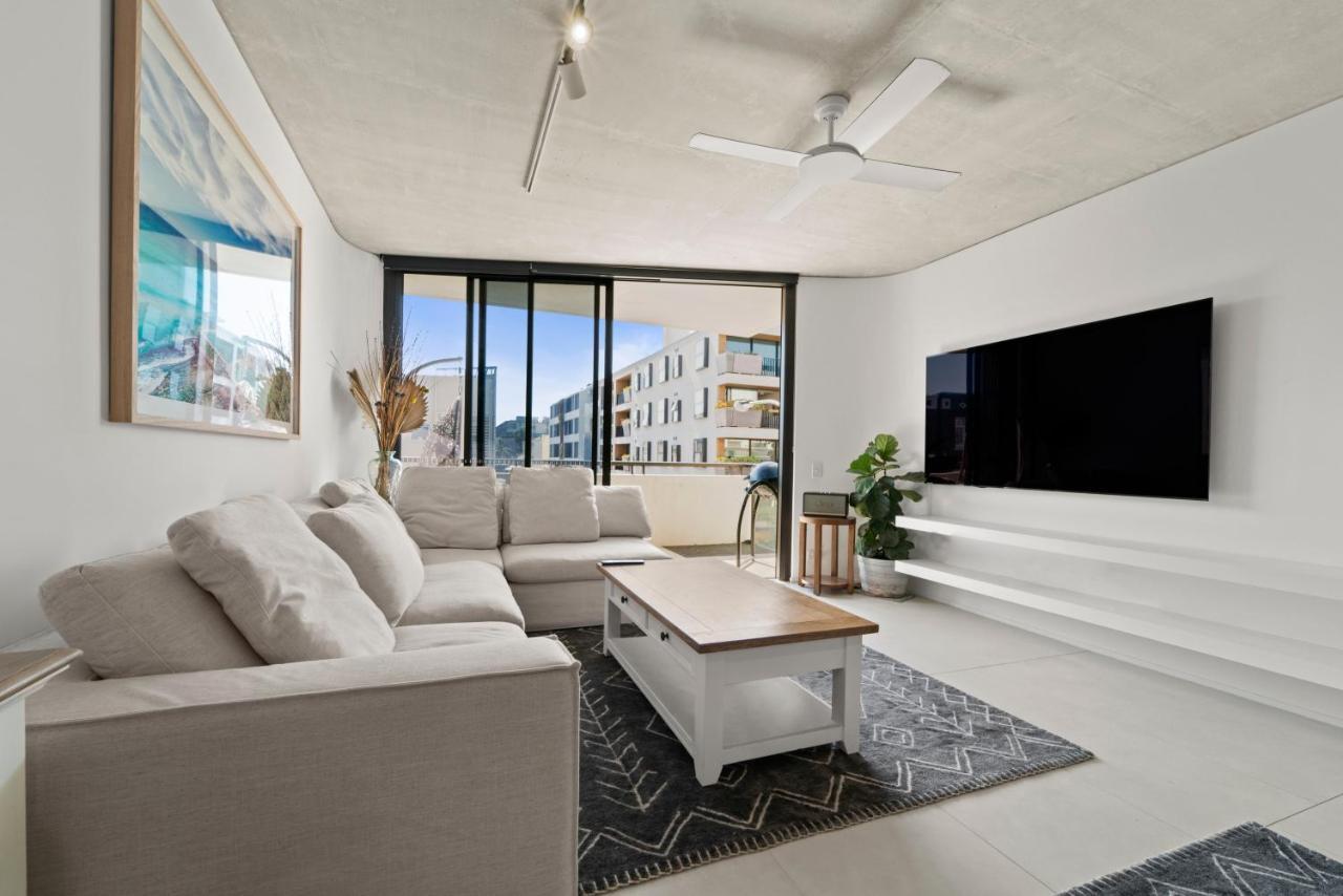 Premium Bondi 2 Bedroom With View And Parking Sydney