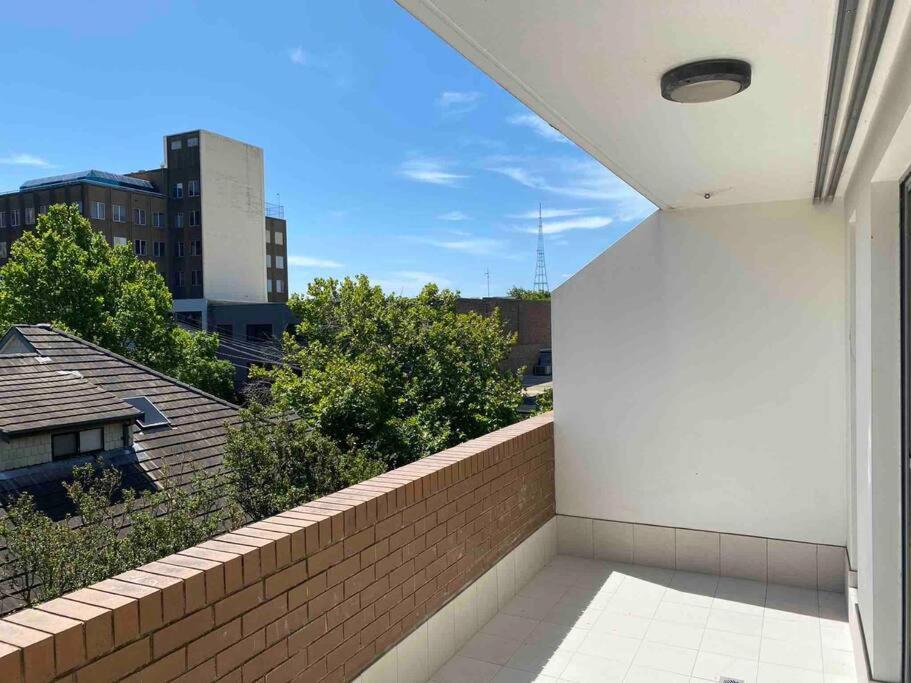 Crows Nest - Executive Penthouse - 3 Bedroom- 5km To * Sydney