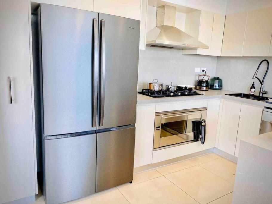 Apartment Crows Nest - Executive Penthouse - 3 Bedroom- 5km To *
