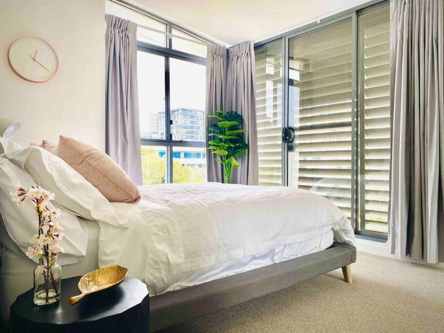 Crows Nest - Executive Penthouse - 3 Bedroom- 5km To Sydney