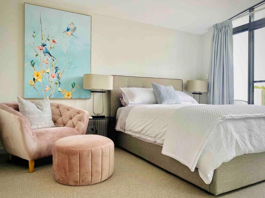 Crows Nest - Executive Penthouse - 3 Bedroom- 5km To Sydney