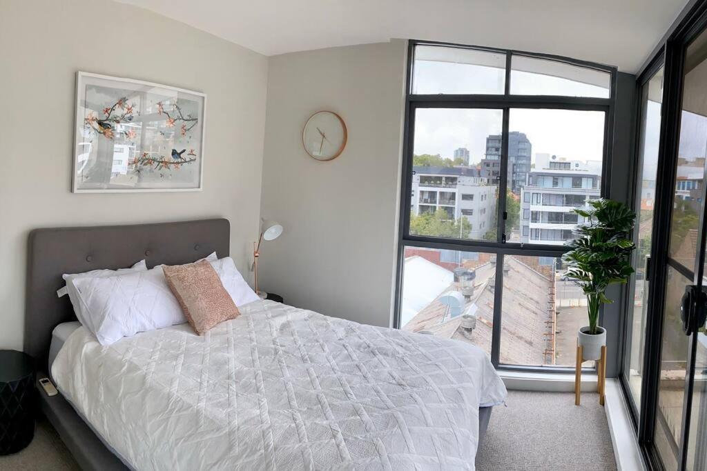 Apartment Crows Nest - Executive Penthouse - 3 Bedroom- 5km To